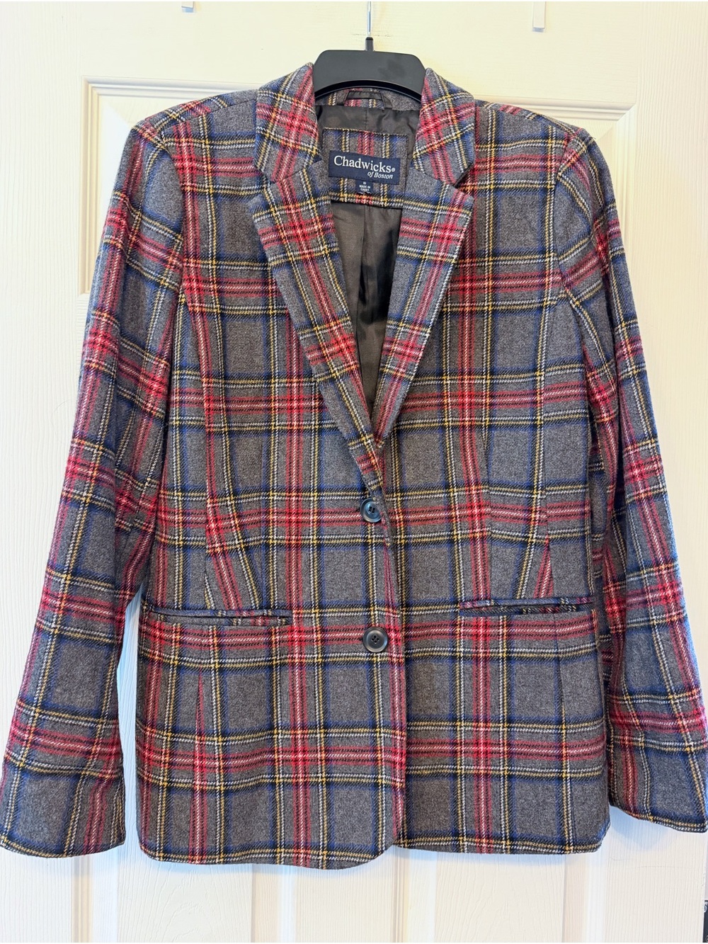 Chadwicks Women's Gray Plaid Blazer with Red Tartan